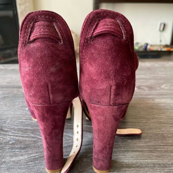 Vince Camuto Burgundy heels size 6 - Picture 5 of 6